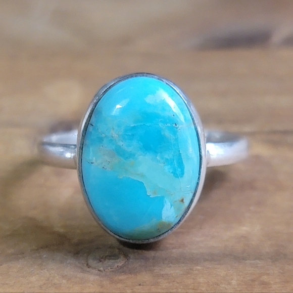 Native Jewelry - Native Turquoise Blue Oval Stone Ring